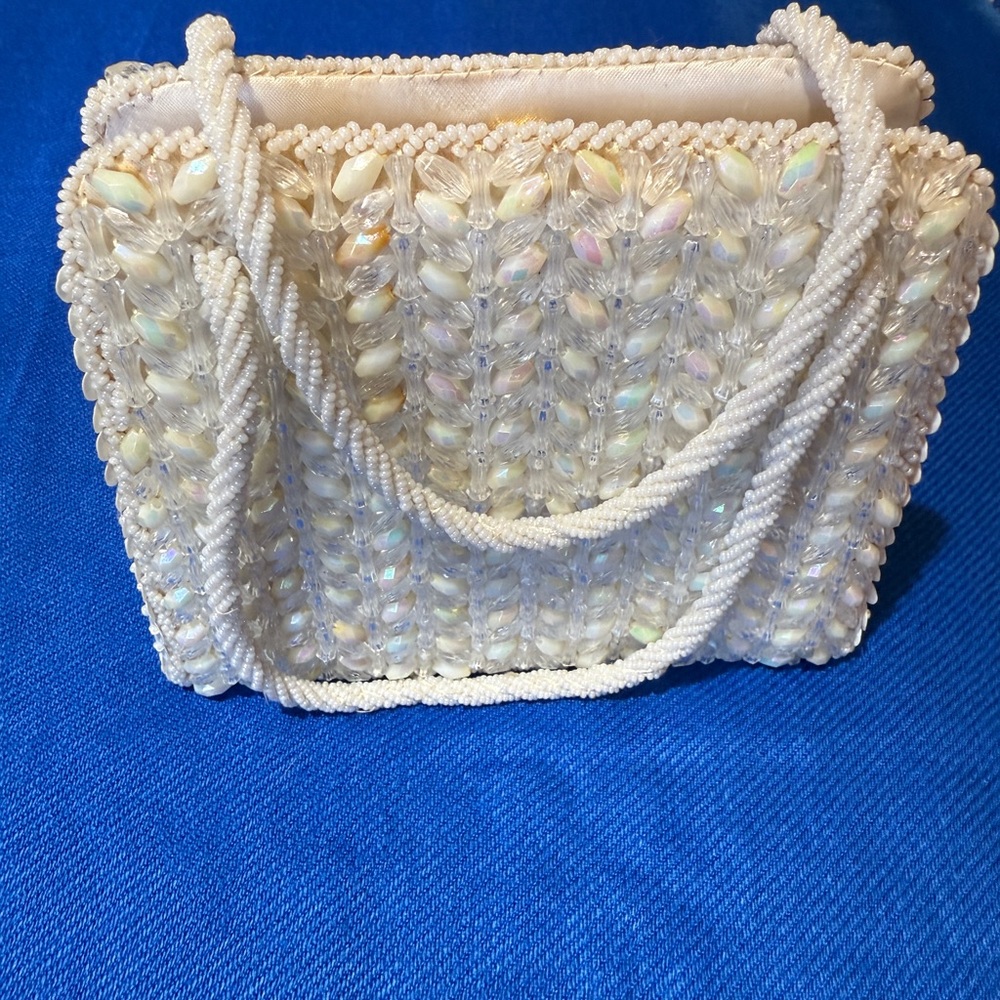 Elegant Cream Beaded Sequined Women's Evening Bag